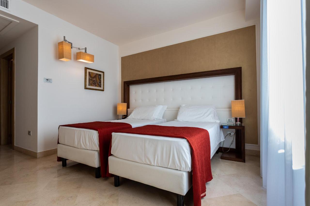 Vittoria Resort Pool & Spa Otranto Exteriör bild